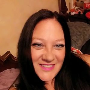 Meet your Posher, Dena